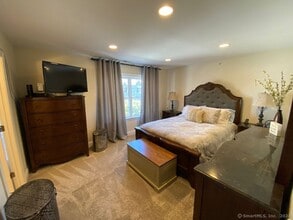 119 Forest St in Stamford, CT - Building Photo - Building Photo