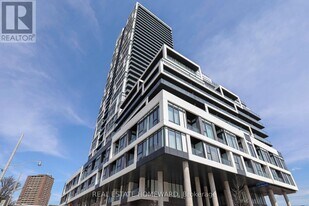 5 Defries St in Toronto, ON - Building Photo