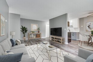 Pike Lake Apartments in New Brighton, MN - Building Photo