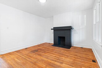 605 E 19th Ave in Munhall, PA - Building Photo - Building Photo