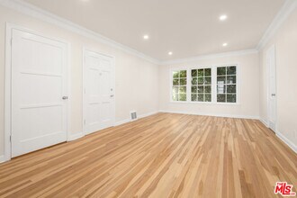 405 Shirley Pl in Beverly Hills, CA - Building Photo - Building Photo