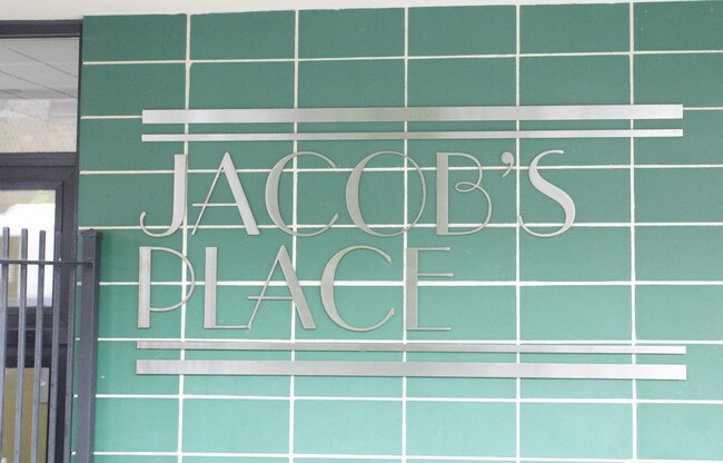 Jacobs Place in Bronx, NY - Foto de edificio - Building Photo