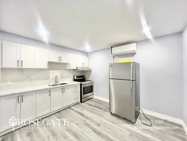 559 Dundas St in Woodstock, ON - Building Photo - Building Photo