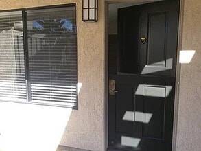 17616 Rosa Drew Ln in Irvine, CA - Building Photo - Building Photo