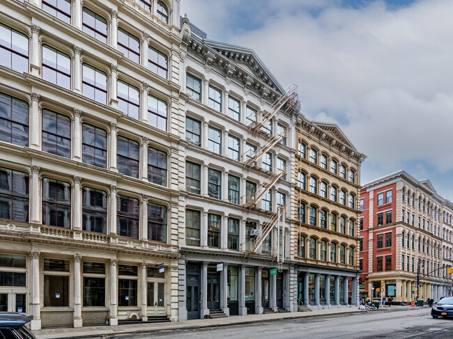 474 Broome St in New York, NY - Foto de edificio - Building Photo