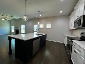 311 Shoshone Cir in Kathleen, GA - Building Photo - Building Photo