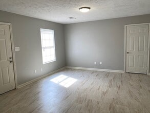 35 Countryside Dr in Jackson, TN - Building Photo - Building Photo