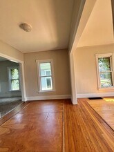 904 S Burdick St in Kalamazoo, MI - Building Photo - Building Photo