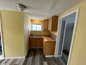 706 E 34th St in Lorain, OH - Building Photo - Building Photo