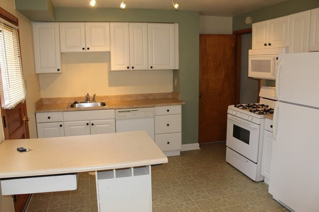 1703 Nevada St in Swissvale, PA - Building Photo - Building Photo