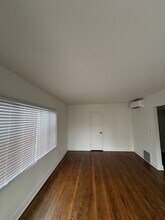 838 NW 54th St in Seattle, WA - Building Photo - Building Photo