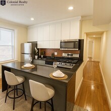 73 Thatcher St in Brookline, MA - Foto de edificio - Building Photo