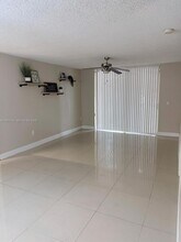 12124 St.Andrews Pl in Miramar, FL - Building Photo - Building Photo