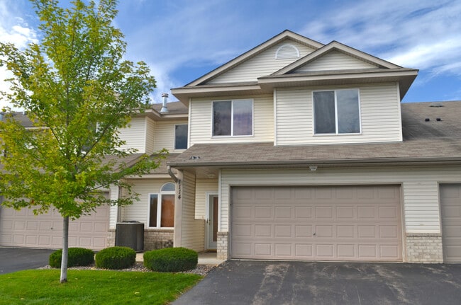 property at 1114 Crystal Pl W