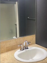 696 NE Adwick Dr in Beaverton, OR - Building Photo - Building Photo