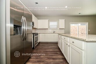 800 Gelderland Dr in Hampton, GA - Building Photo - Building Photo