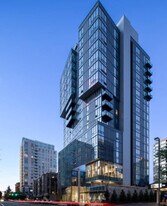 929 109th Ave NE, Unit ID1280675P in Bellevue, WA - Building Photo