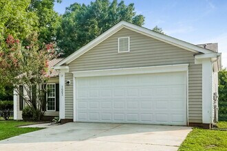 1003 Salmon River Dr in Monroe, NC - Building Photo - Building Photo