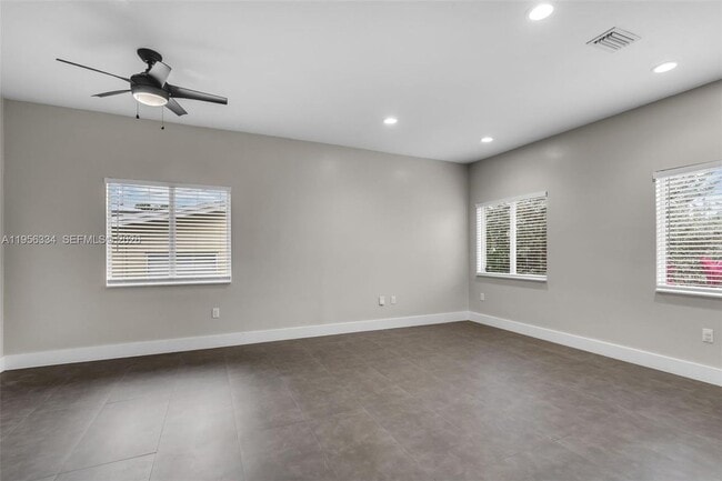 3508 NW 19th Terrace in Miami, FL - Foto de edificio - Building Photo