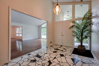 1793 Tyne Blvd in Nashville, TN - Building Photo - Building Photo