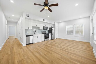 7625 De Priest St in Houston, TX - Building Photo - Building Photo