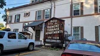 800 5th St, Unit 5 in Marietta, OH - Building Photo