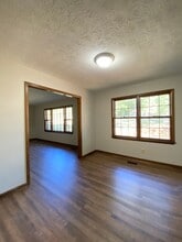 1204 8th Ave NE in Jacksonville, AL - Building Photo - Building Photo