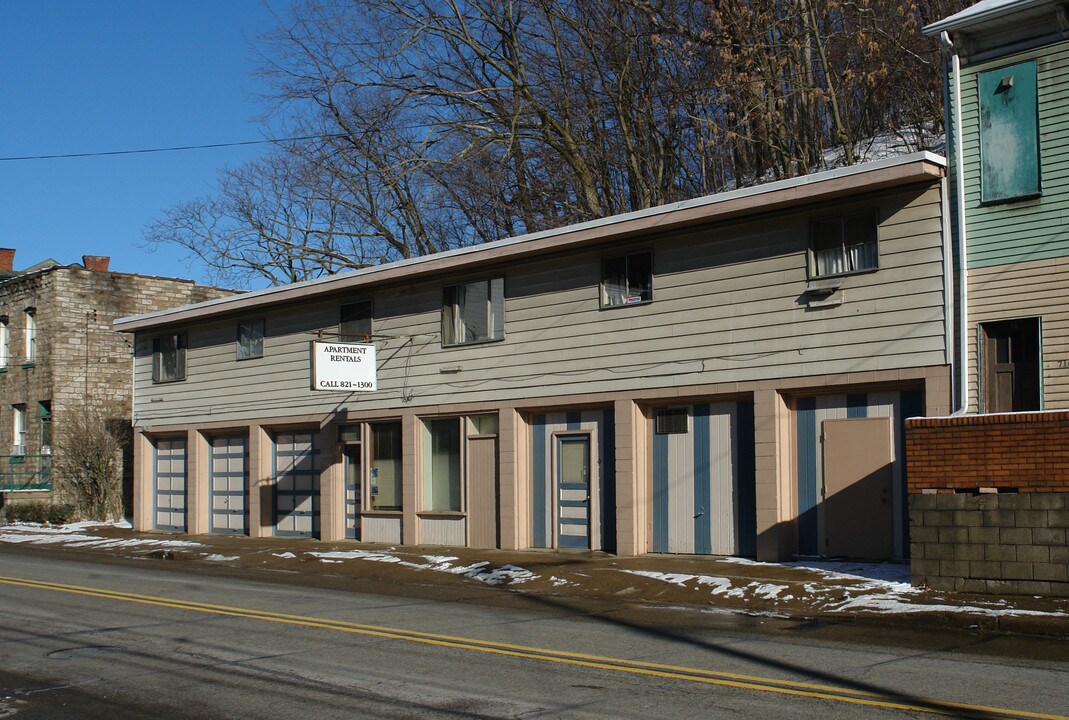 APARTMENTS in Pittsburgh, PA - Building Photo