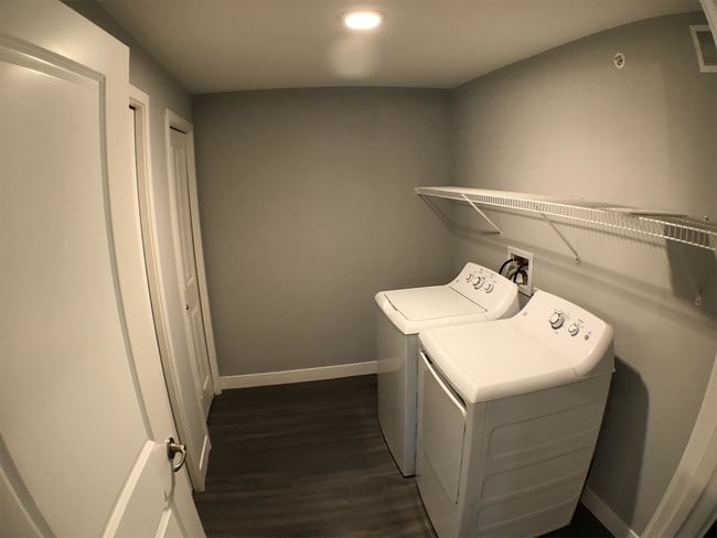 1655 McCleary Ln in Iowa City, IA - Building Photo - Building Photo