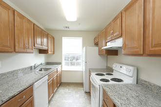 Legion Square Village in Toms River, NJ - Building Photo - Interior Photo