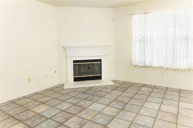 4304 Fieldwood Dr in Corinth, TX - Building Photo - Building Photo