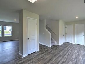 219 Long Grove Ln in Greer, SC - Building Photo - Building Photo