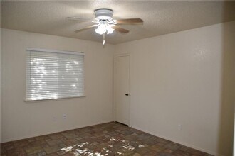 12208 Dundee Dr in Austin, TX - Building Photo - Building Photo