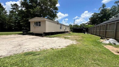 25126 Faraway Ln in Huffman, TX - Building Photo - Building Photo