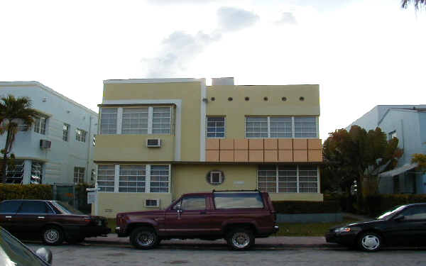 1521 Jefferson Ave in Miami Beach, FL - Foto de edificio - Building Photo