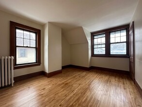 2015 Laurel Ave in St. Paul, MN - Building Photo - Building Photo