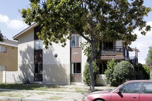 609 N Ventura St in Anaheim, CA - Building Photo