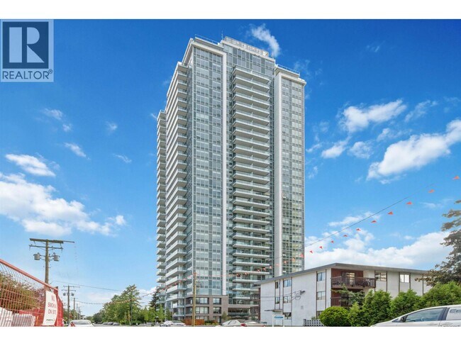 6463 Silver Ave in Burnaby, BC - Building Photo - Building Photo