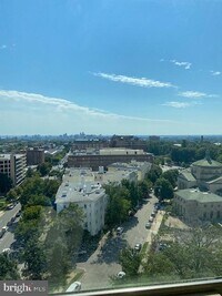 1 E University Pkwy photo'