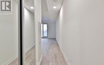 2020-2020 Bathurst St in Toronto, ON - Building Photo - Building Photo