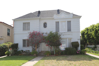 417-419 N Doheny Dr in Beverly Hills, CA - Building Photo - Building Photo