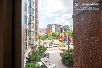 450 Massachusetts Ave NW in Washington, DC - Building Photo - Building Photo