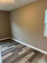 904 S Market St in Mt Vernon, MO - Building Photo - Building Photo
