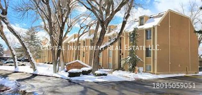 425 E Creekside Cir