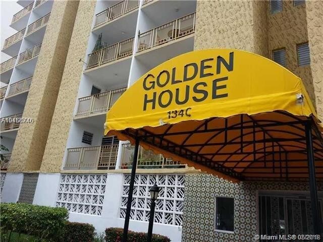 1340 Lincoln Rd-Unit -400 in Miami Beach, FL - Building Photo