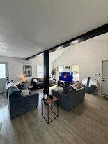 2935 W Madison St in Springfield, MO - Building Photo