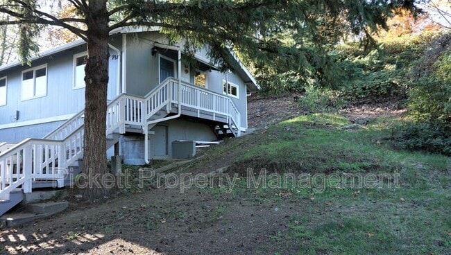 property at 917 N Cambrian Ave