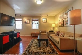 287 Spring St, Unit 8 in Portland, ME - Foto de edificio - Building Photo