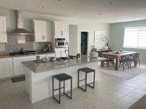 17763 Santa Lucia Ct in Riverside, CA - Building Photo - Building Photo