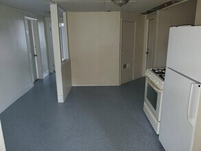 199 Wilson St, Unit 2 in Manchester, NH - Building Photo - Building Photo